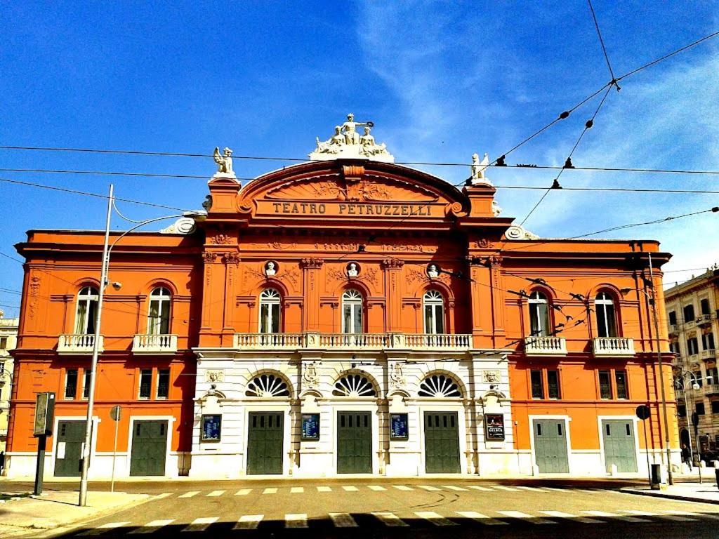 Fra Sole E Stelle Apartment Bari Exterior foto